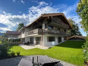 Image of Apartment SeeSuite 2