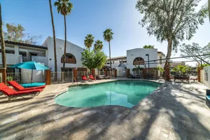 Image of Upgraded 2bd Modern Casa Grande apartment