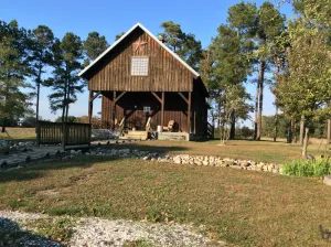 Image of Cabin at Holdens Creek on Eastern Shore of VA