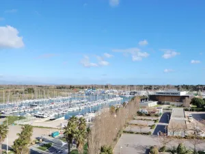 Image of Canet-en-Roussillon, Appt T3 Climatisé Avec PKG, 4-6 Pers, Terrasse, 3*** - FR-1-794-98