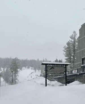 Image of BEST Location . Walk To Canyon Lodge . Views . Pool/Spa