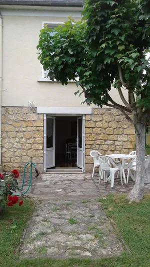 Image of Appartement au Calme Dans un Parc Ombragé