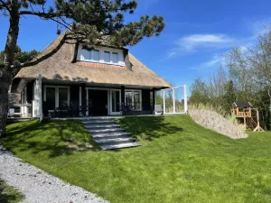 Image of Bosch spacious and luxurious villa with sauna and swimming pool, near the beach.