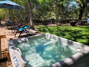Image of Private Cabin in the woods with Hot Tub in Aggieland 5 minutes -College Station