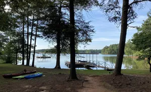 Image of Lake Hartwell Lake House Cabin Deep Water Downtown Hartwell Lavonia Clemson