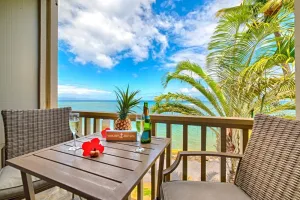 Image of Direct Oceanfront Beach Pohailani Studio - New