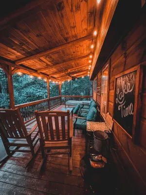 Image of Summer Fun at the Lake! 4 Bedroom, 4 Bath Cabin with Dock & Fire Pit!