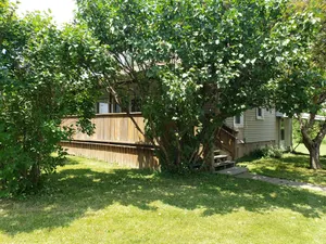 Image of Conveniently located 2 bedroom home only minutes from hiking and state park fun!