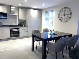 Image of Luxury 2 Bed Apartment in Moseley Birmingham