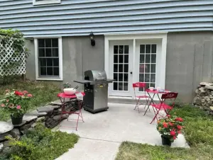 Image of Sweet spot studio on village outskirts