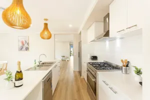 Image of Elegant & Cozy Island Escape Near Downtown & Beach