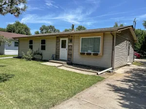 Image of Quiet house near the edge of town
