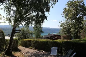 Image of L'Ehappée Belle - 2 to 8 people - Lake view