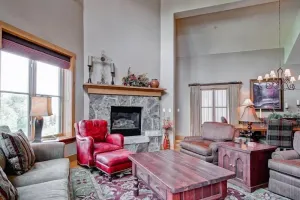 Image of Villa Montane 221 by East West Hospitality