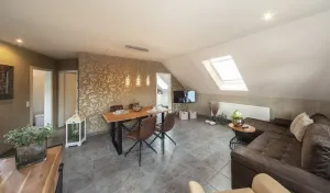 Image of Apartment lifestyle quiet yet central