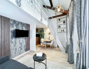 Image of Stylish Duplex in Front of Buttes-Chaumont