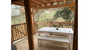 Image of Cabane Château Luxe Jacuzzi\/spa Privé - 2 à 6 Pers