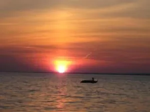 Image of Oneida Lake Bright and airy South Shore Lakeside Cottage