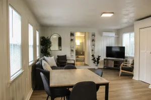 Image of NEW Stylish and Modern 1-bedroom Bungalow - 4 miles to CLE