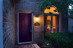 Image of 2 or 3 Bedroom\/Baths House in Andover Convenient to All of Lexington