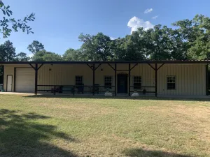 Image of PERFECTLY CUTE COUNTRY BARDOMINIUM ON 11 ACRES
