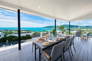 Image of Stunning 4 Bedroom Holiday Home in the heart of Airlie Beach