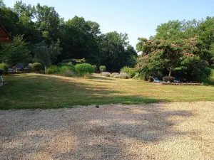Image of Quiet house with beautiful garden near the Dordogne river