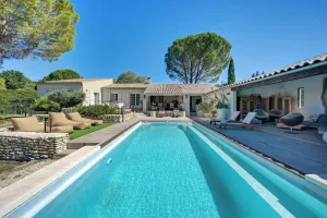 Image of Bastide des Sarrières à -d'1 km de Lourmarin - Piscine chauffée, cuisine d'été, pool house, sauna