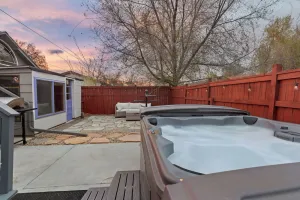 Image of King bed! Hot Tub! Near Park! Family Friendly!