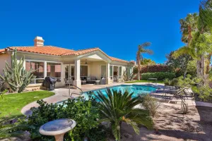 Image of 25% Off Spring and Summer Rent!
