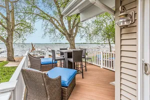 Image of Sandy Feet Retreat Lakefront on Big Spirit Lake