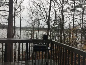 Image of Super clean Cabin on the Lake!