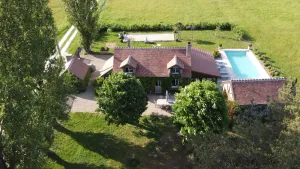 Image of Country house near Chambord, calm, relaxation, meadows, woods.