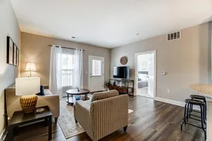 Image of Walkable Pet-Friendly 2BR\/2BA On 1st Floor!