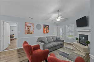Image of 3 bedroom, 2 bath Paradise Awaits