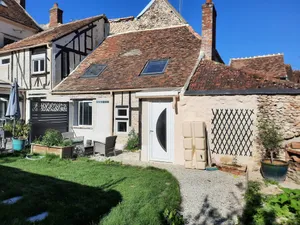Image of Charming little house in the center of town