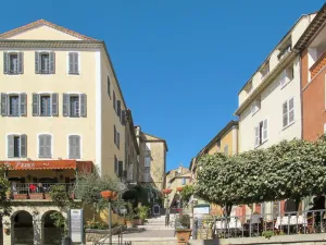 Image of Nice apartment in villa for 4 people with WIFI, pool, A\/C, TV, patio and pets allowed