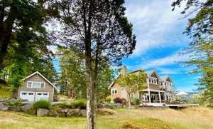 Image of May Special! Experience Orcas Island charm in our cozy 1-bedroom loft suite