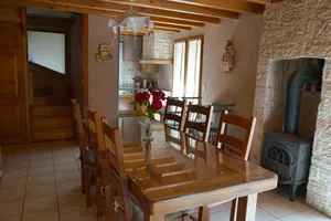 Image of house sleeps 10 4 *
