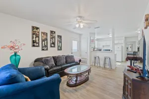 Image of Cheerful 3-bedroom with fenced backyard.