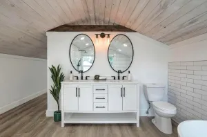 Image of Midtown Masterpiece Whot Tub, Pets By Hvnlyhomes