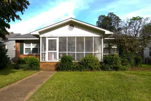 Image of Roll Tide LOCATION! Just a half mile from UA campus