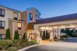 Image of Holiday Inn Express Hotel & Suites Canton by IHG