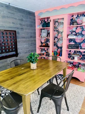 Image of Sister Charm • Close to downtown!