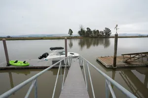 Image of Modern Cottage with Private Dock and large yard on Napa River