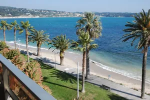 Image of Apartment 2 Rooms + Terrace 10 m² -Front de Mer, Face Plage de Sable