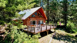 Image of Blumisalp ~ Quintessential Idaho Log Cabin - Wifi - Trailer parking - Fire pit - Wood stove
