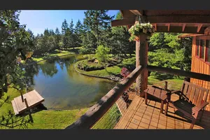 Image of Gramma's 2BR Home, Lake, Wooded, Hot Tub, Swim, Swings, Gated Estate, Gorgeous