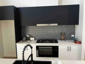 Image of Modern 4 bedroom house -5 minutes to Bendigo cbd