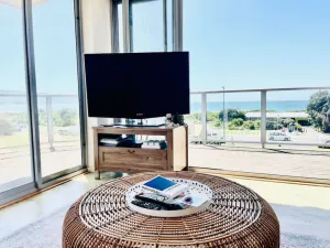 Image of Birds Nest - Absolute Oceanviews